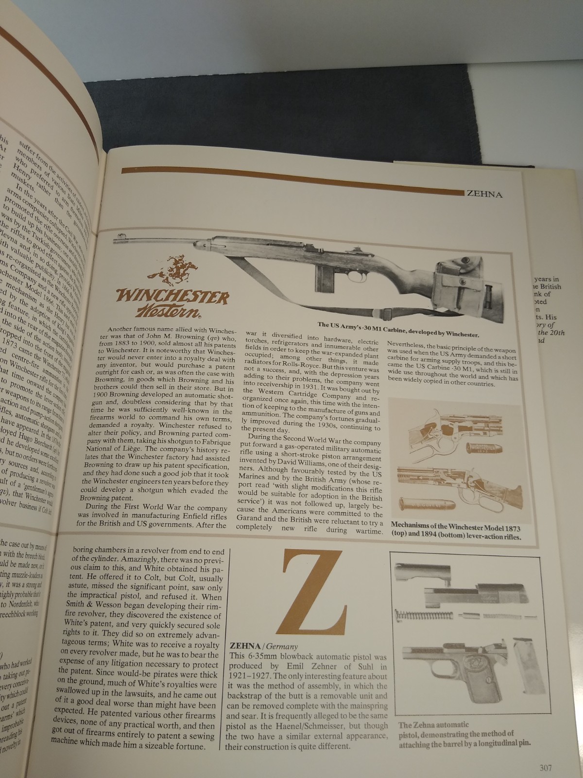 Signed Copy of The Illustrated Encyclopedia of FIREARMS by Ian V. Hogg 1984 RP