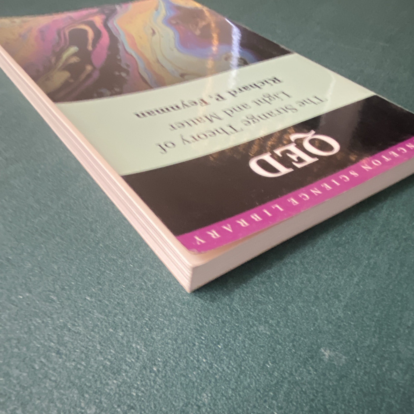 Richard P. Feynman QED: Strange Theory of Light & Matter PB Princeton 1988