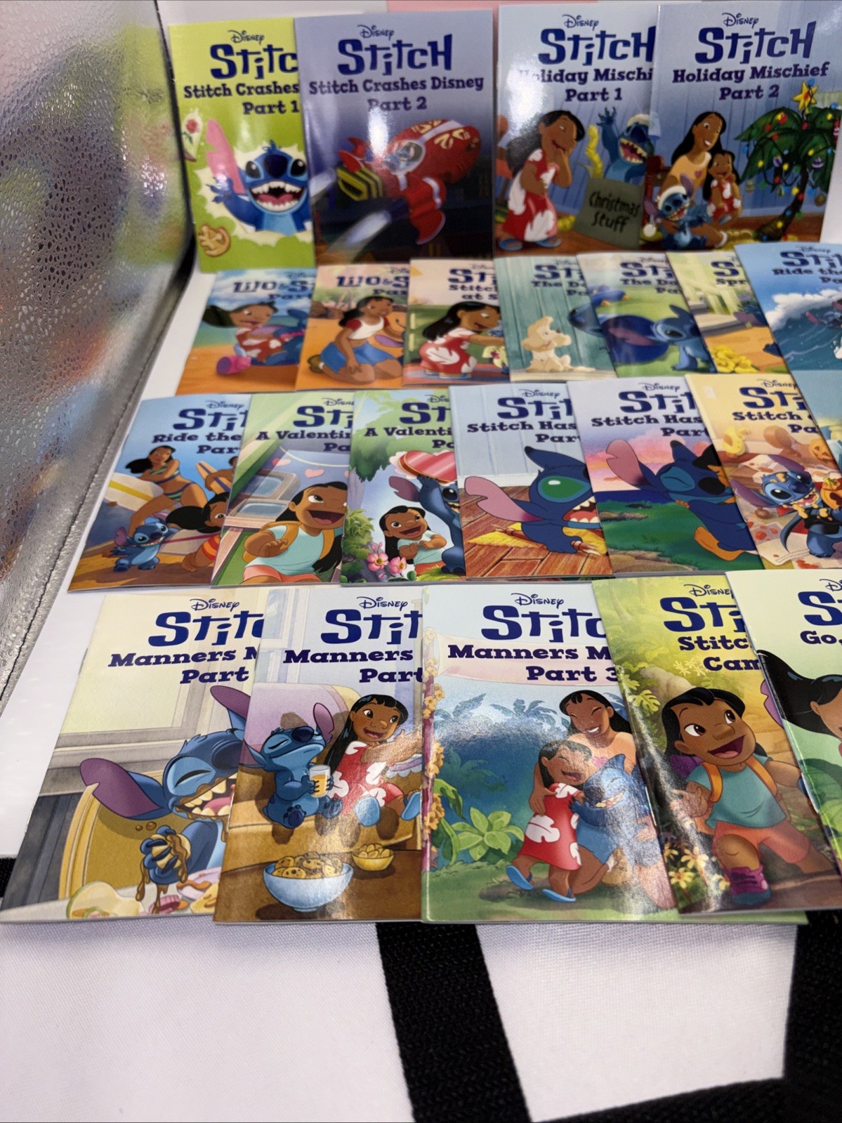 Lot of 24 Lilo & Stitch Autumn Publishing Disney Paperback Mini Books