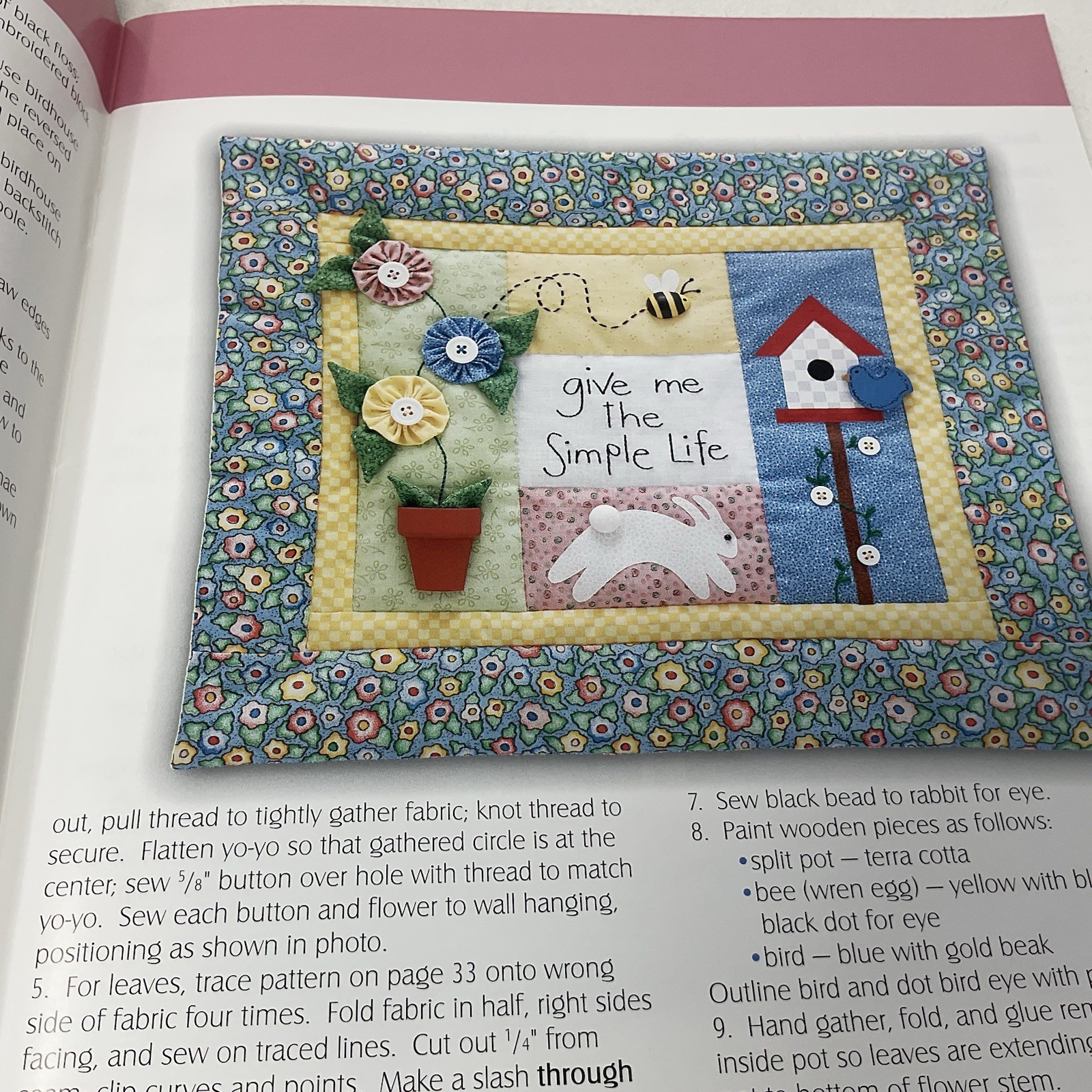 Leisure Arts WALL QUILTS #3361 with 12 Designs 2002 48 pages Vintage
