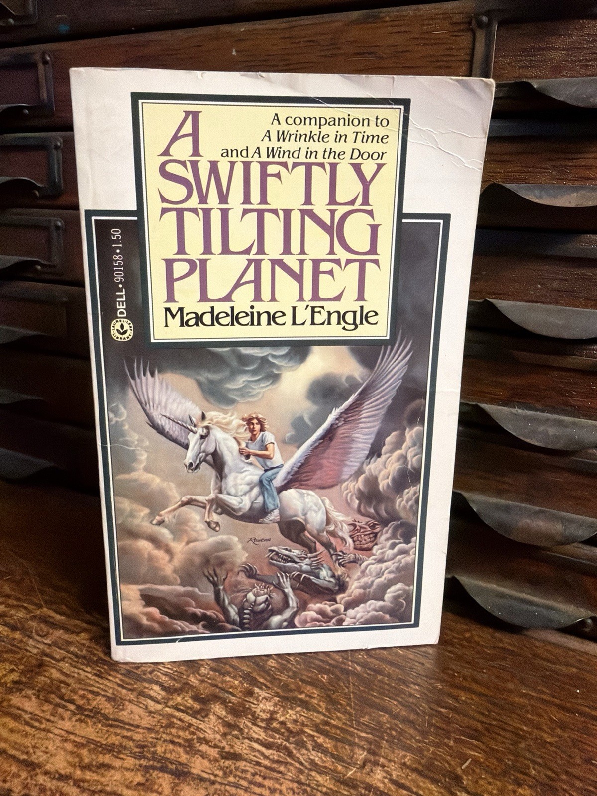 Lot 4: Wrinkle in Time Madeleine L’Engle 1976 Stranger Things Paperback Set Wind