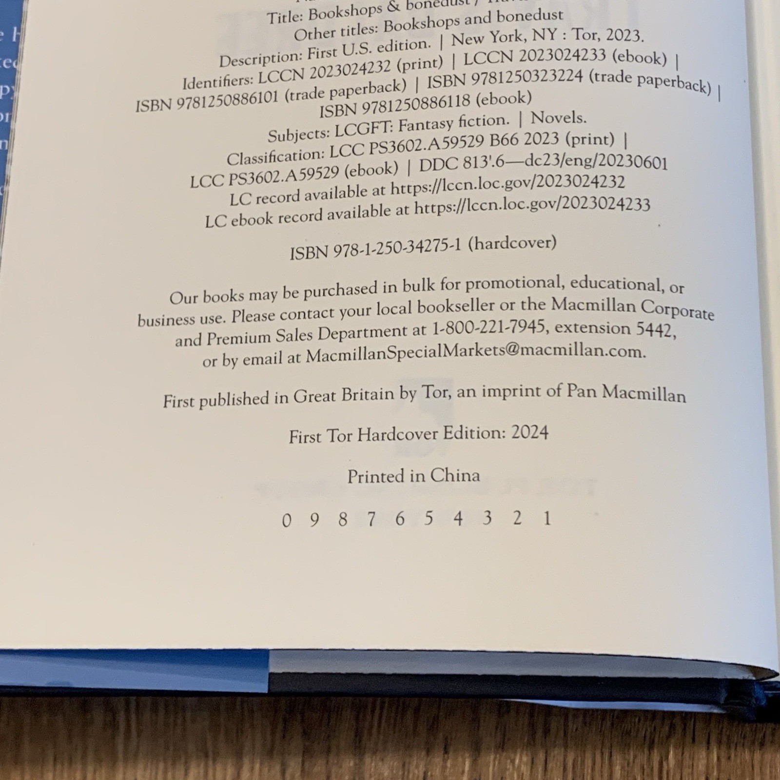 BOOKSHOPS & BONEDUST by Travis Baldree 2024 HC DJ DELUXE 1st Edition 1st Print