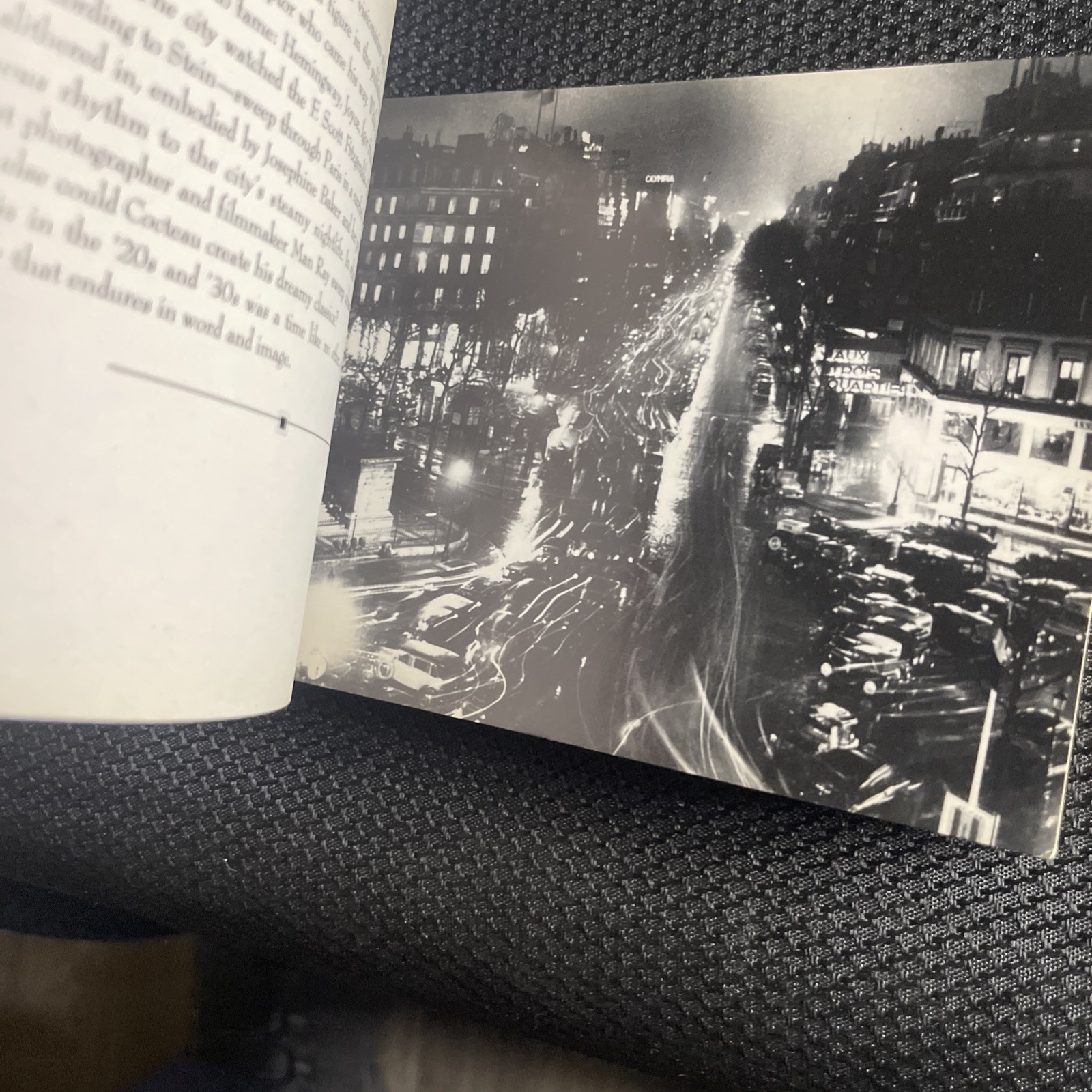 Paris in the 20s Postcard Book Unforgettable Romance 30 Eloquent photos 1st Prnt