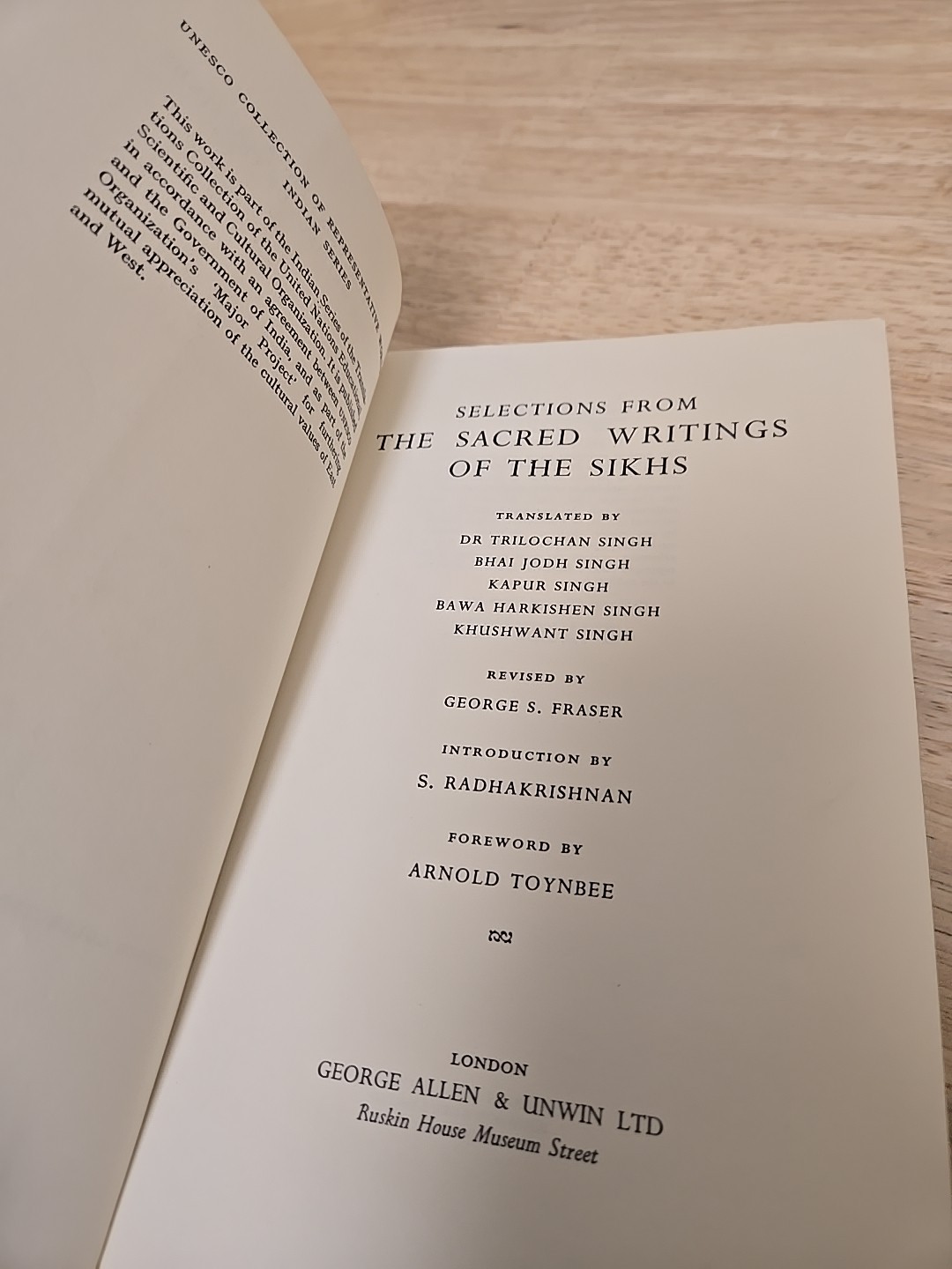 SACRED WRITINGS OF THE SIKHS (UNESCO COLLECTION OF By T. Singh