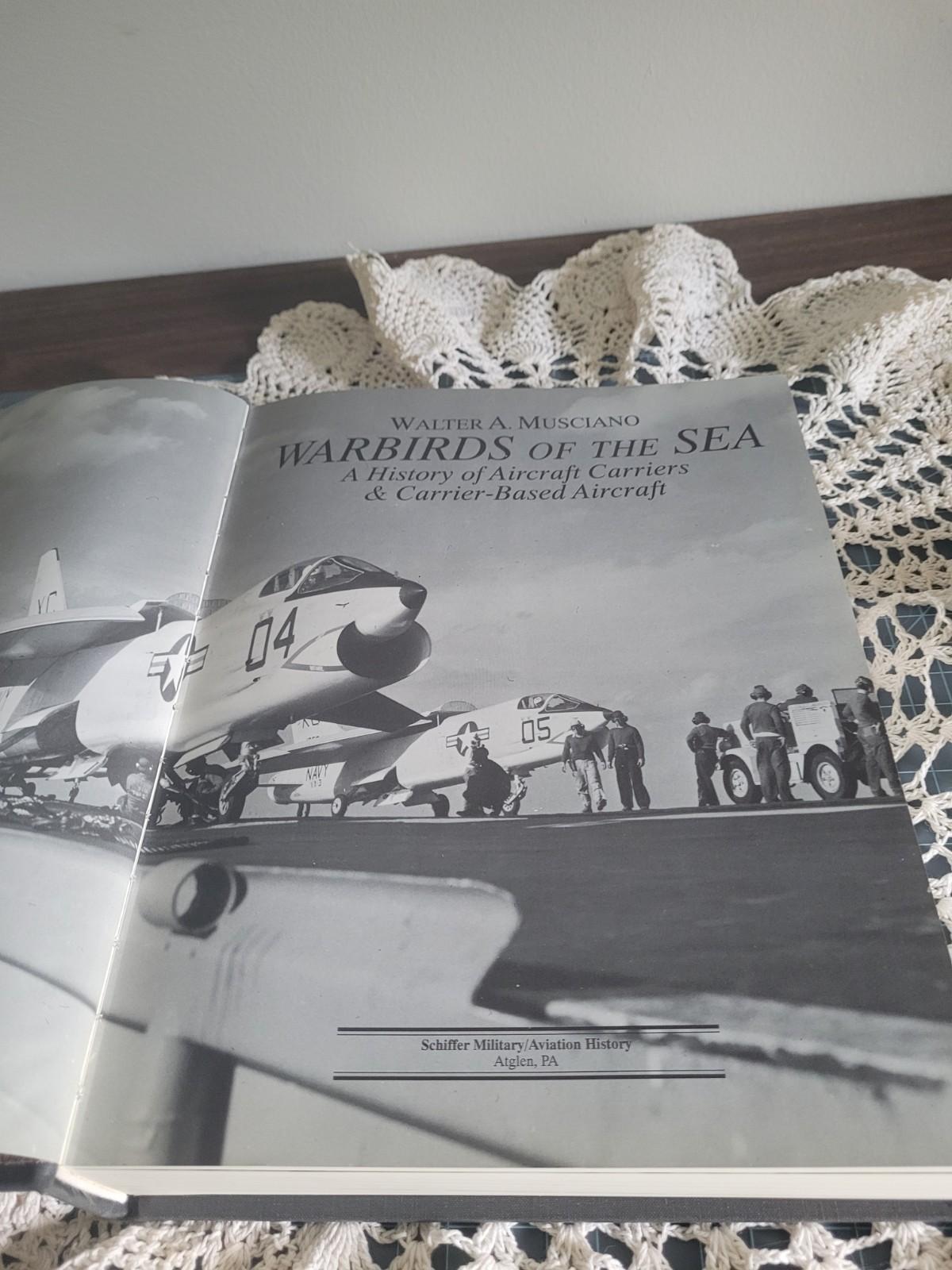 Warbirds of the Sea A History of Aircraft Carriers H B Book Walter Musciano