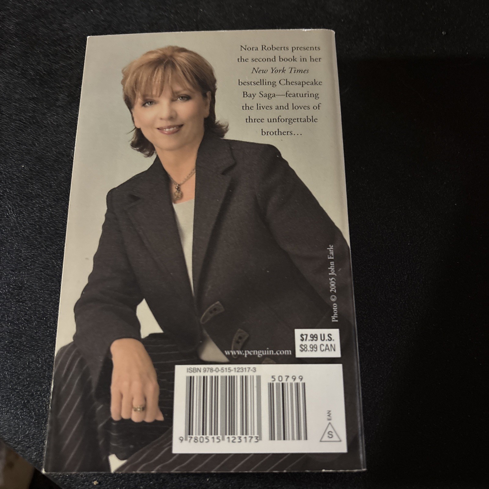1998 „Rising Tides“ Book by Nora Roberts – Used, 342 Pages, Paperback