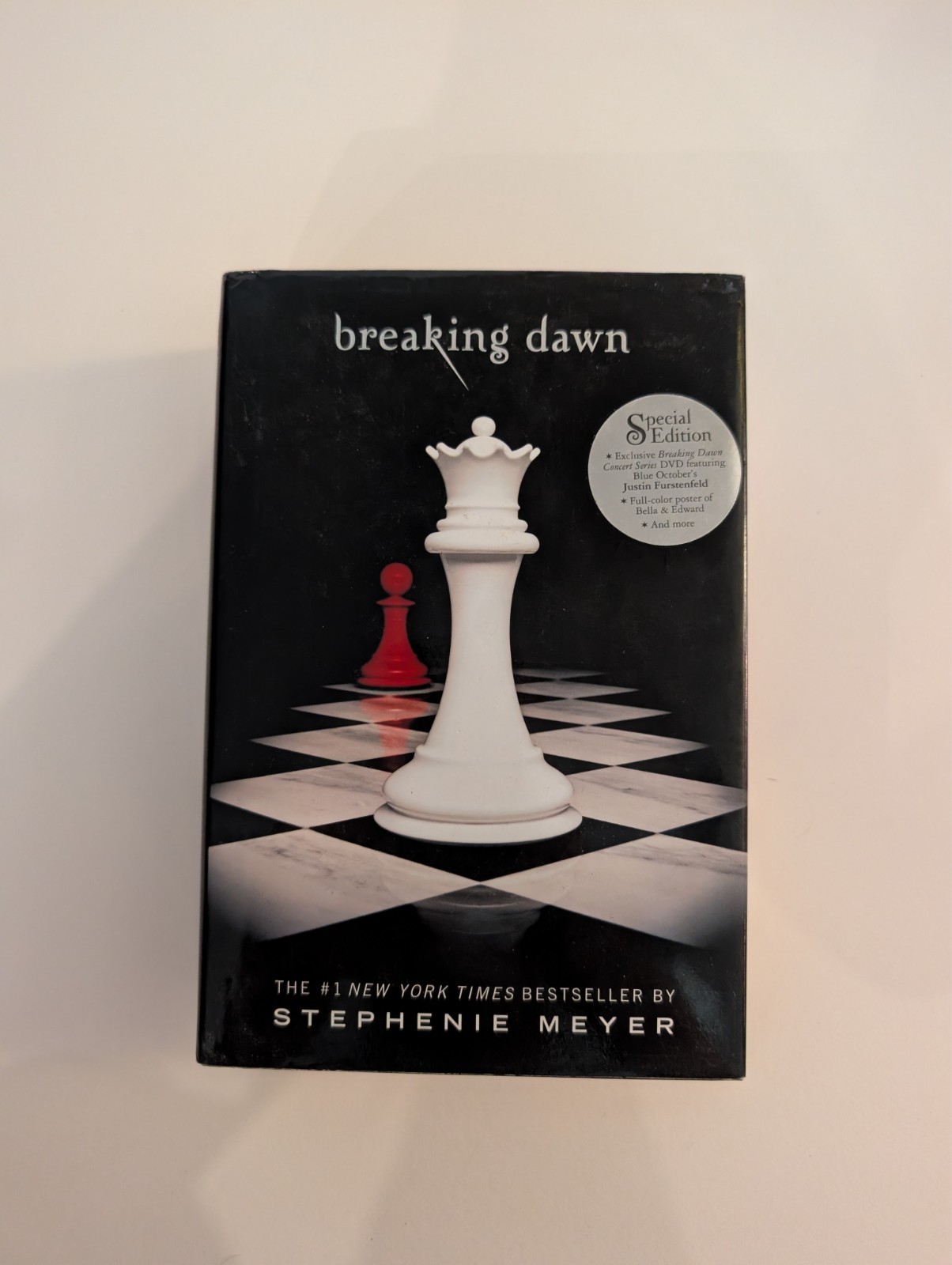NEW Breaking Dawn Special Edition Hardcover Twilight Book w/ DVD & Poster