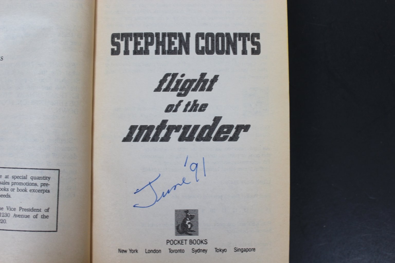 Flight of the Intruder Stephen Coonts 1991 Movie Tie-In Edition Action Thriller
