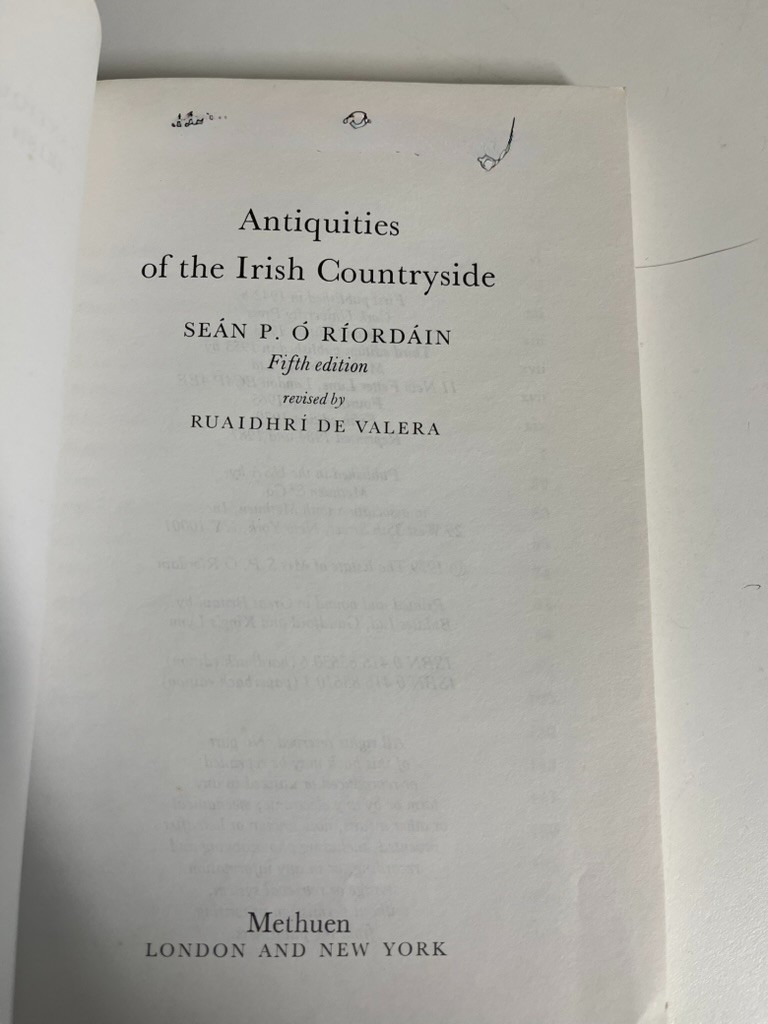 ANTIQUITIES OF THE IRISH COUNTRYSIDE By Sean P. O’riordain PB 1987 very good
