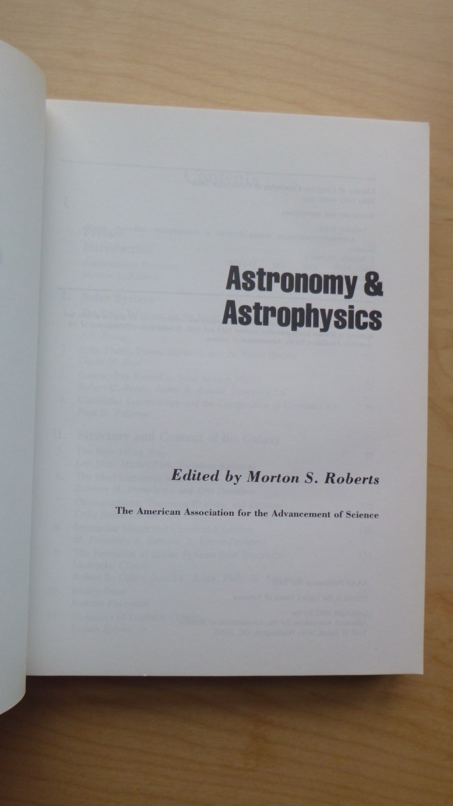 Astronomy & Astrophysics, Morton S Roberts, ed (paperback, 1985) 