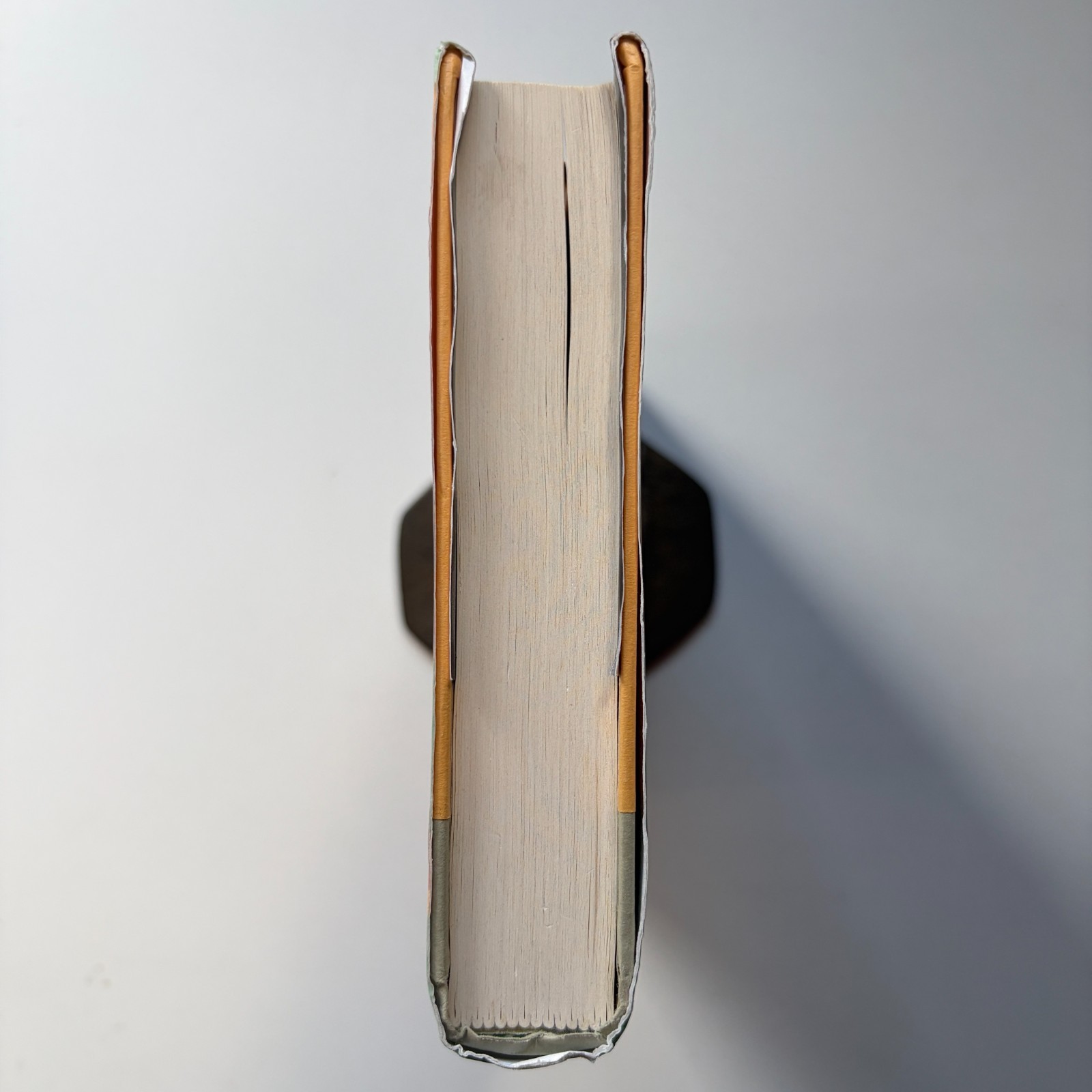 Un Lun Dun China Miéville Hardcover 2007 Del Rey Fantasy Novel Like New