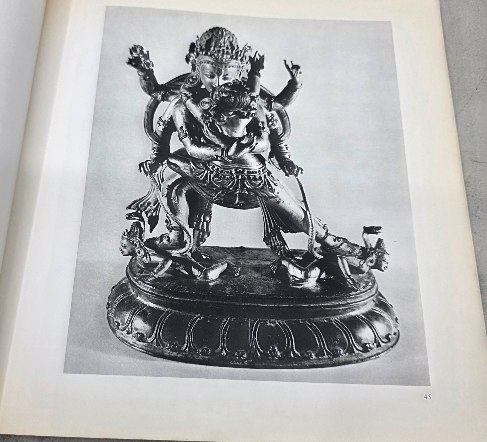 Vintage Asia Society Nepal Where The Gods Are Young Book Pratapaditya Pal 1975