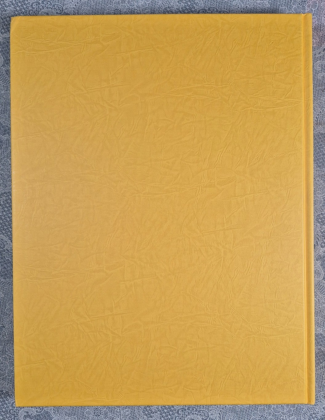 The Art of Mulan: Kurtti, Jeff. Hyperion Press. #342.