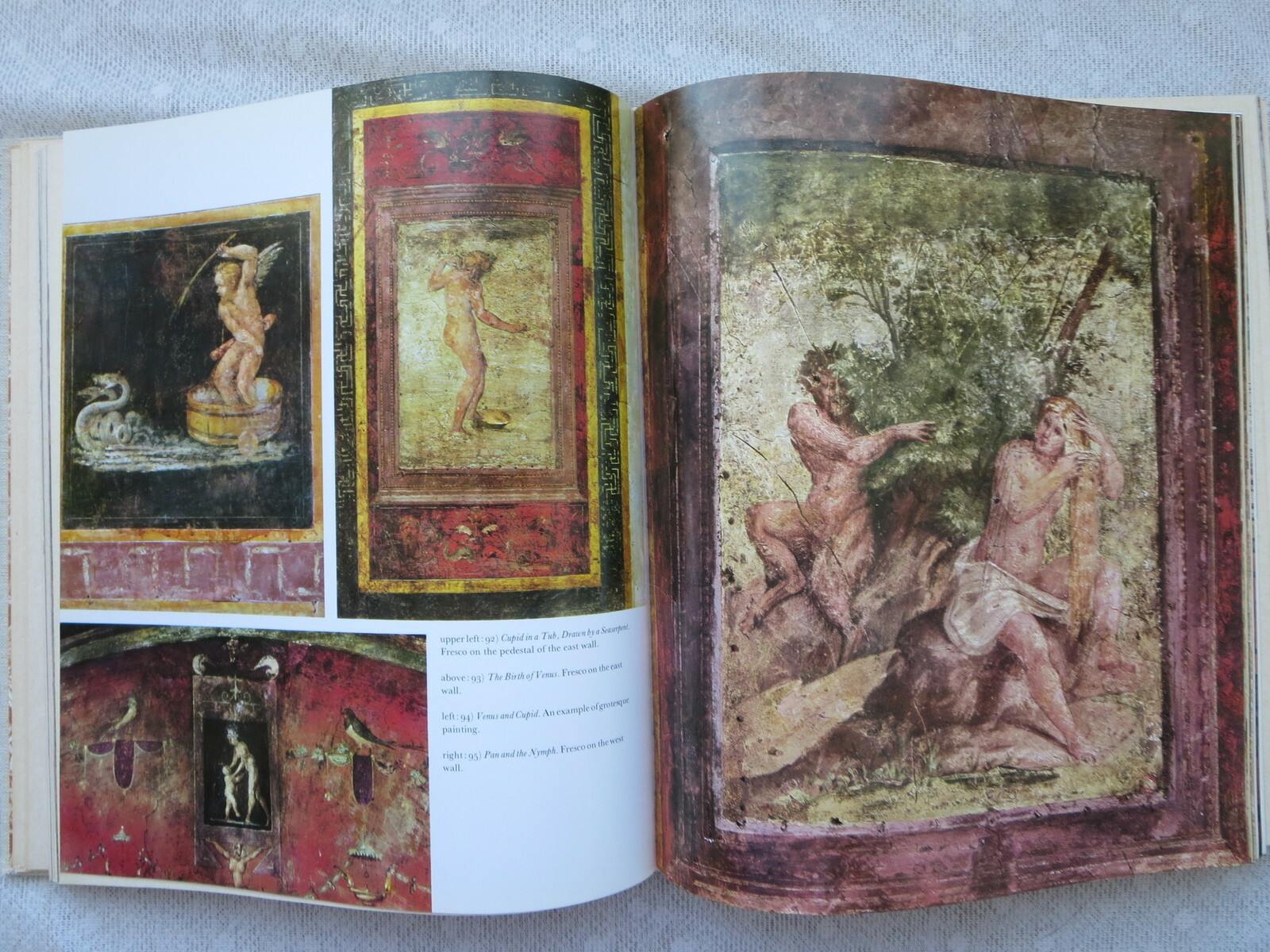 ART TREASURES OF THE VATICAN 1st Edition 1975 Hardcover 410 Photos 398 Pages