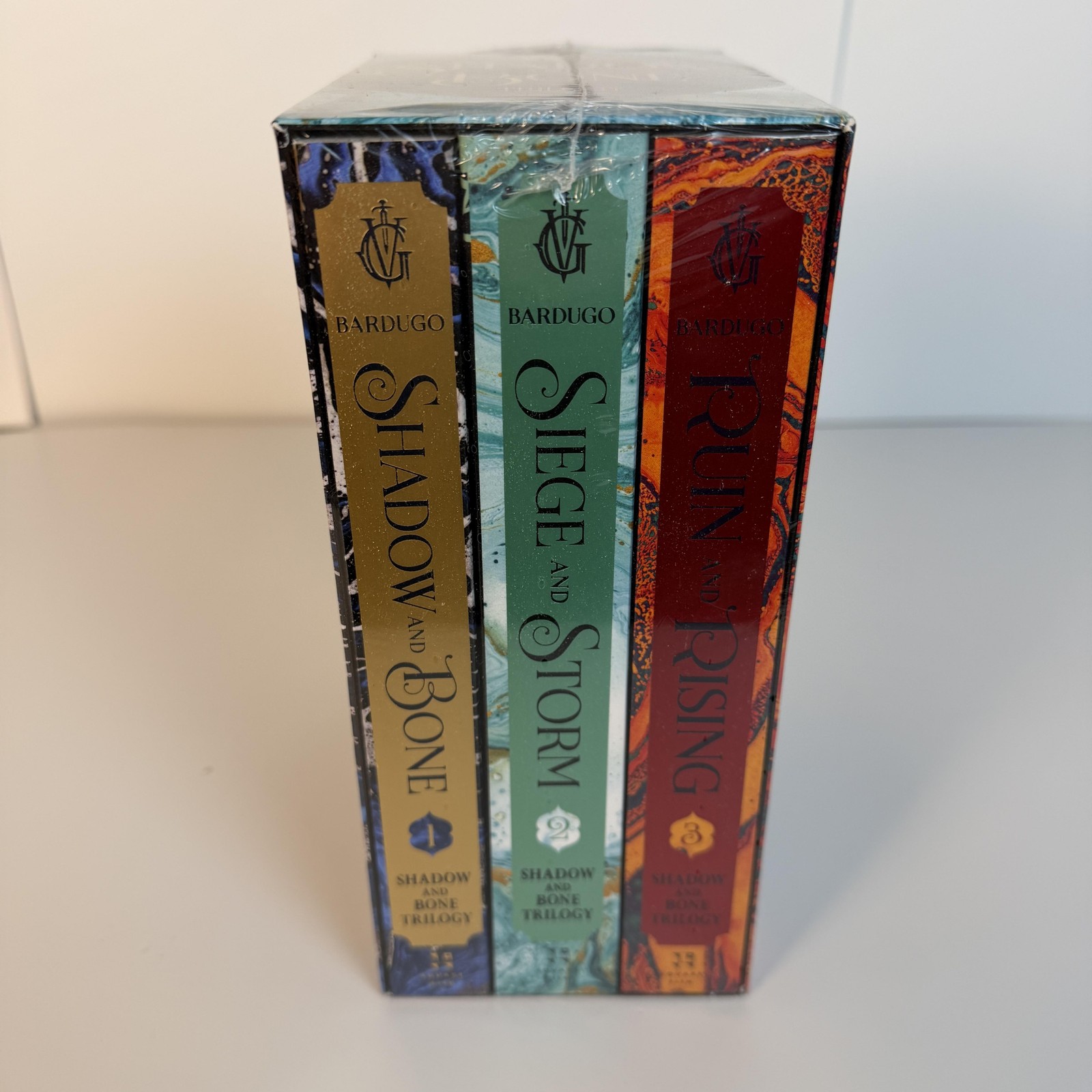 Shadow And Bone Trilogy Leigh Bardugo Square Fish Black PB Box Set Fantasy YA