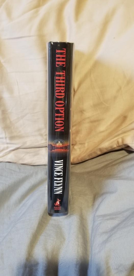 Vince Flynn – THE THIRD OPTION – First Edition HB (2000) – Mitch Rapp