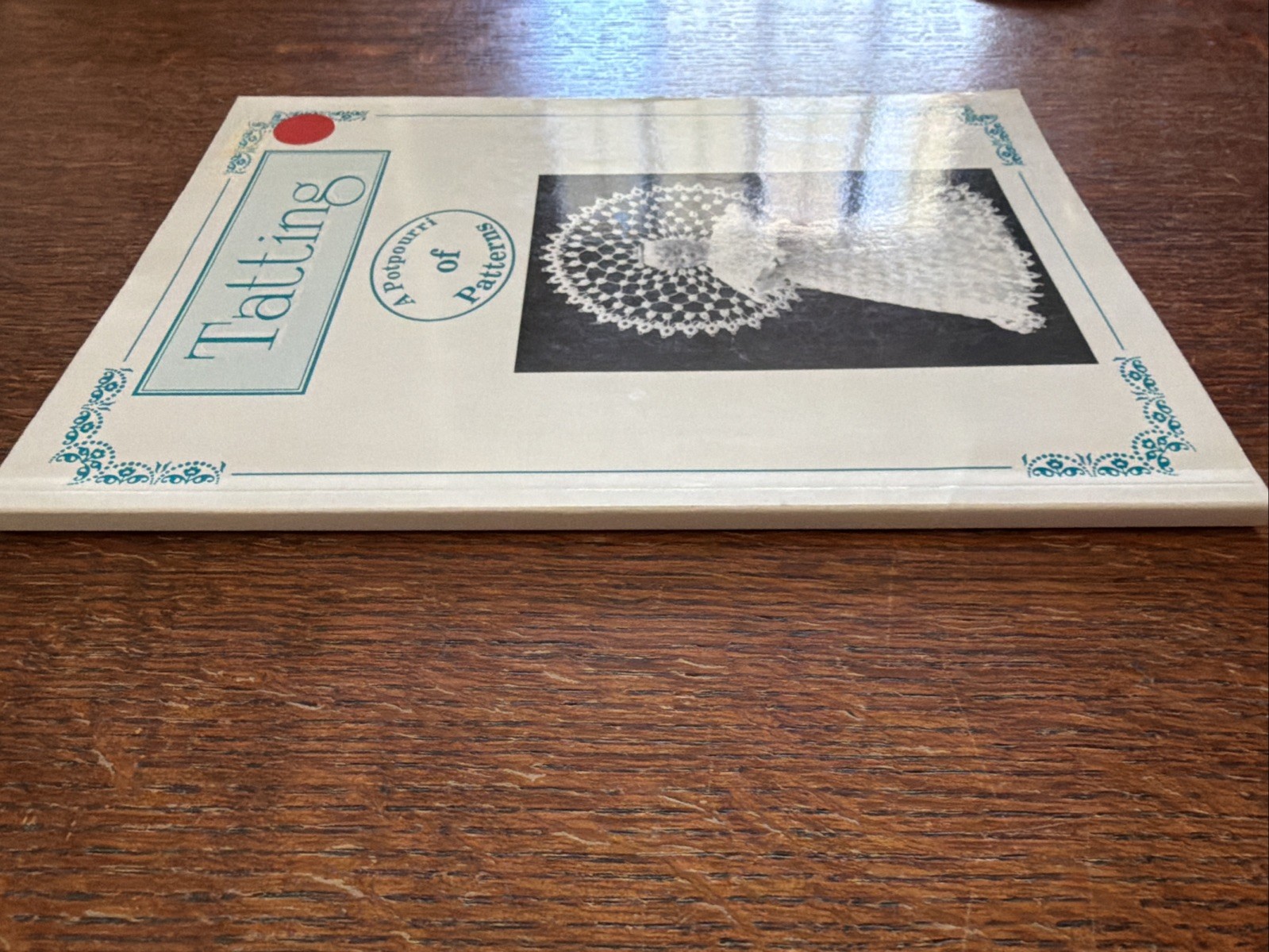 Tatting : A Potpourri of Patterns 1993 Softcover 80 Pages