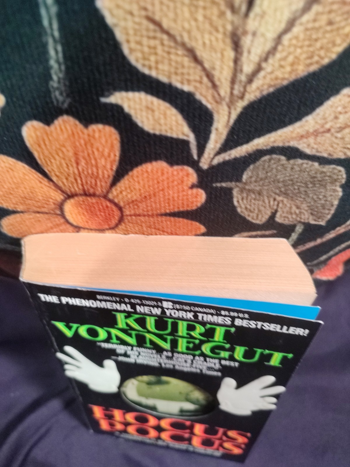 Hocus Pocus By Kurt Vonnegut 1990 NYT Bestseller Comedy Satire Classic