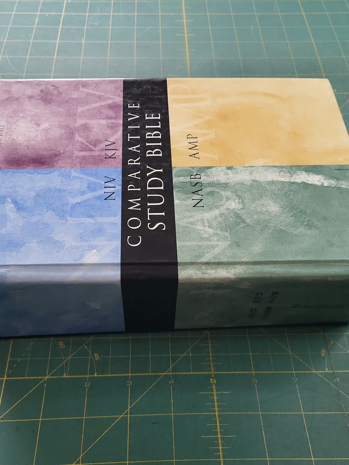 Comparative Study Bible by Zondervan Staff (1999, Hardcover, Revised edition)