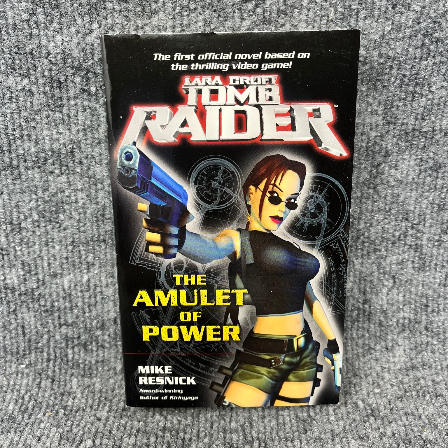 Lara Croft Tomb Raider The Amulet of Power Mike Resnick 2003 1st Ed Del Rey