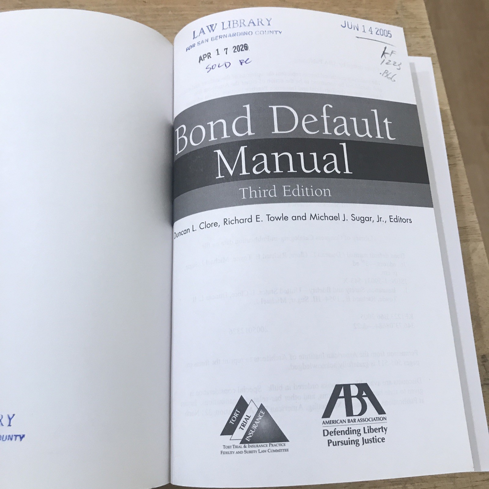 Bond Default Manual, Duncan L. Clore,