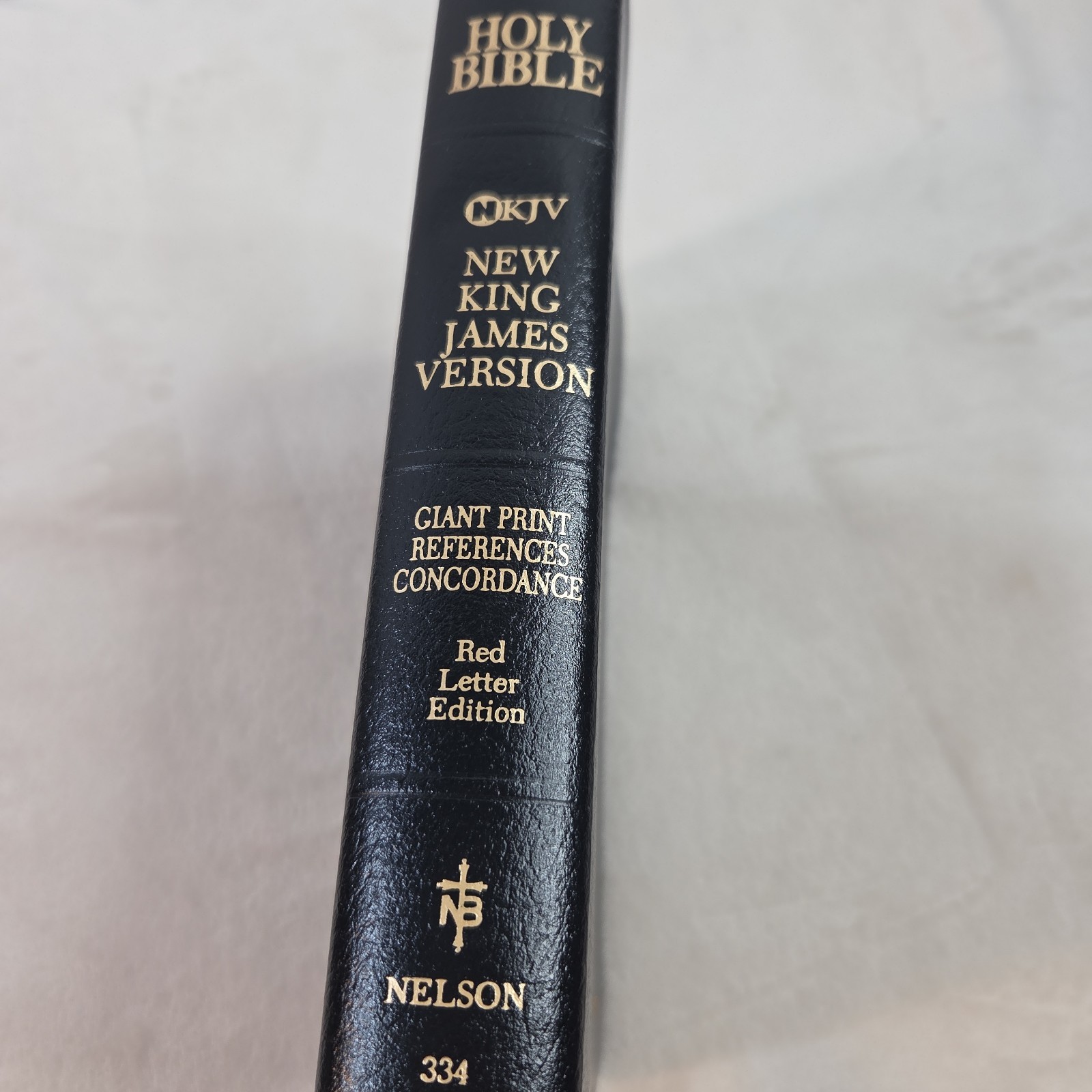 Holy Bible NKJV RLE Giant Print Thomas Nelson 334 Black Bonded Leather 1992