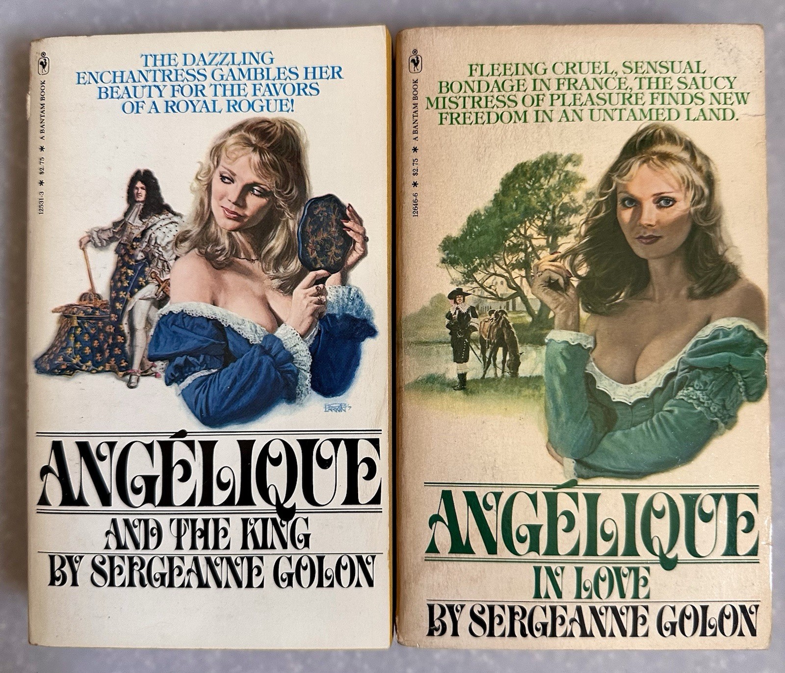 Angelique: In Love/And The King By Sergeanne Golon Vintage 1980s Romance PB