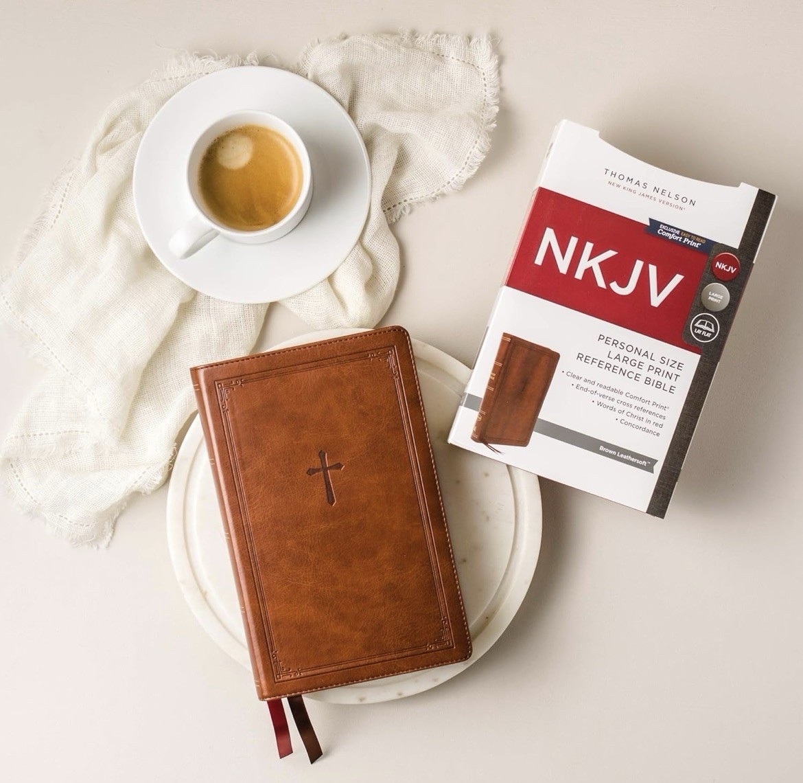 SNAP CLOSURE NKJV LARGE PRINT(10.5pt) Personal Size Brown Leathersoft Bible