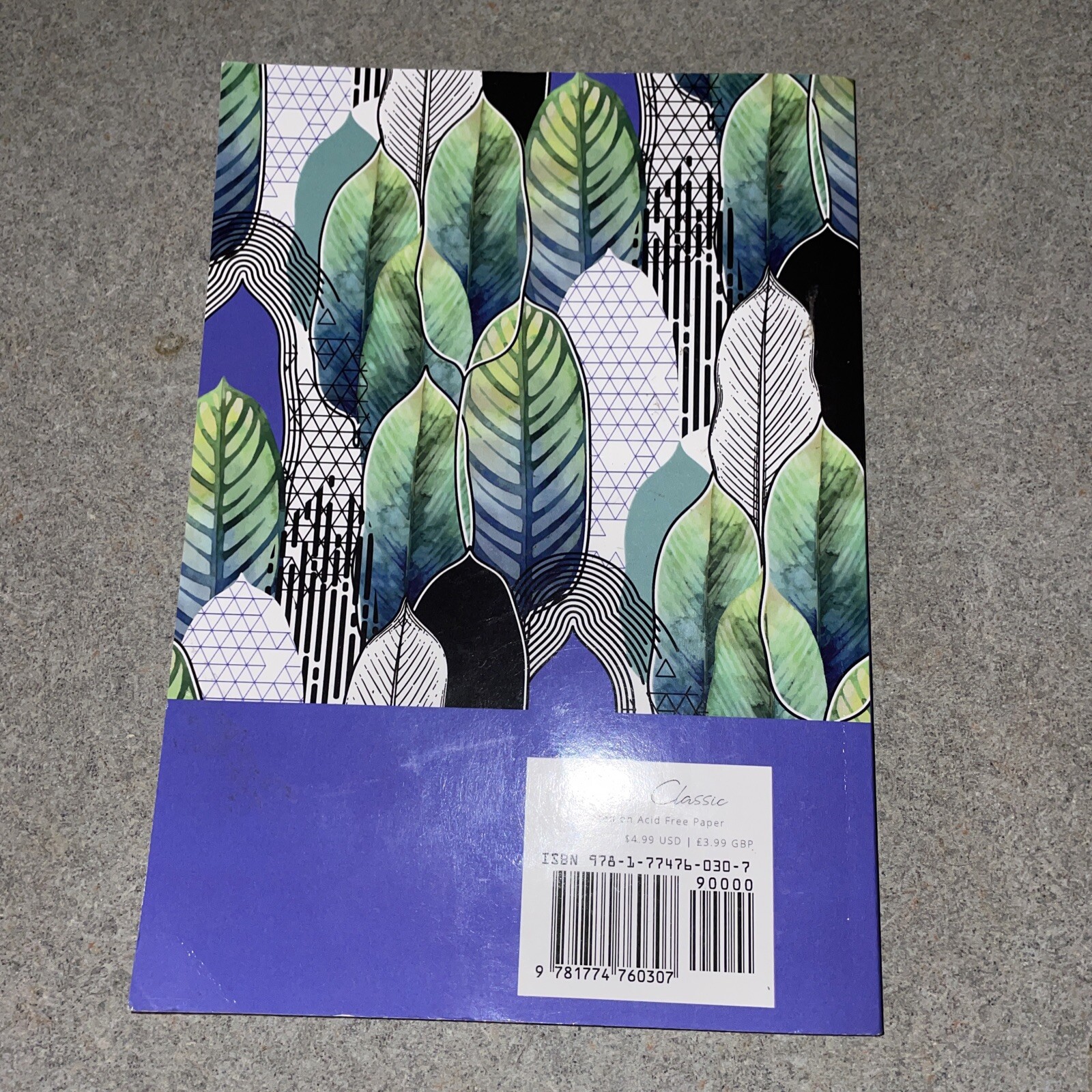 Geometric Leaves – Dotted Bullet Journal: Medium A5 – 5 .83X8.27 by Blank Classi