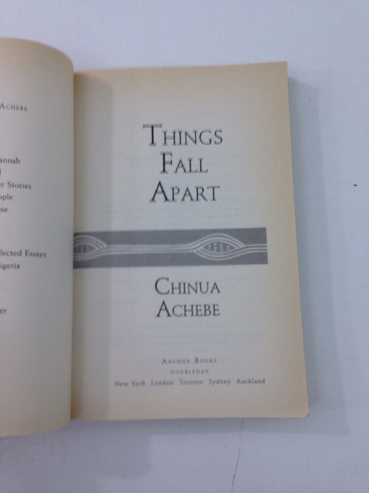 Things Fall Apart – Chinua Achebe (1994, Paperback)