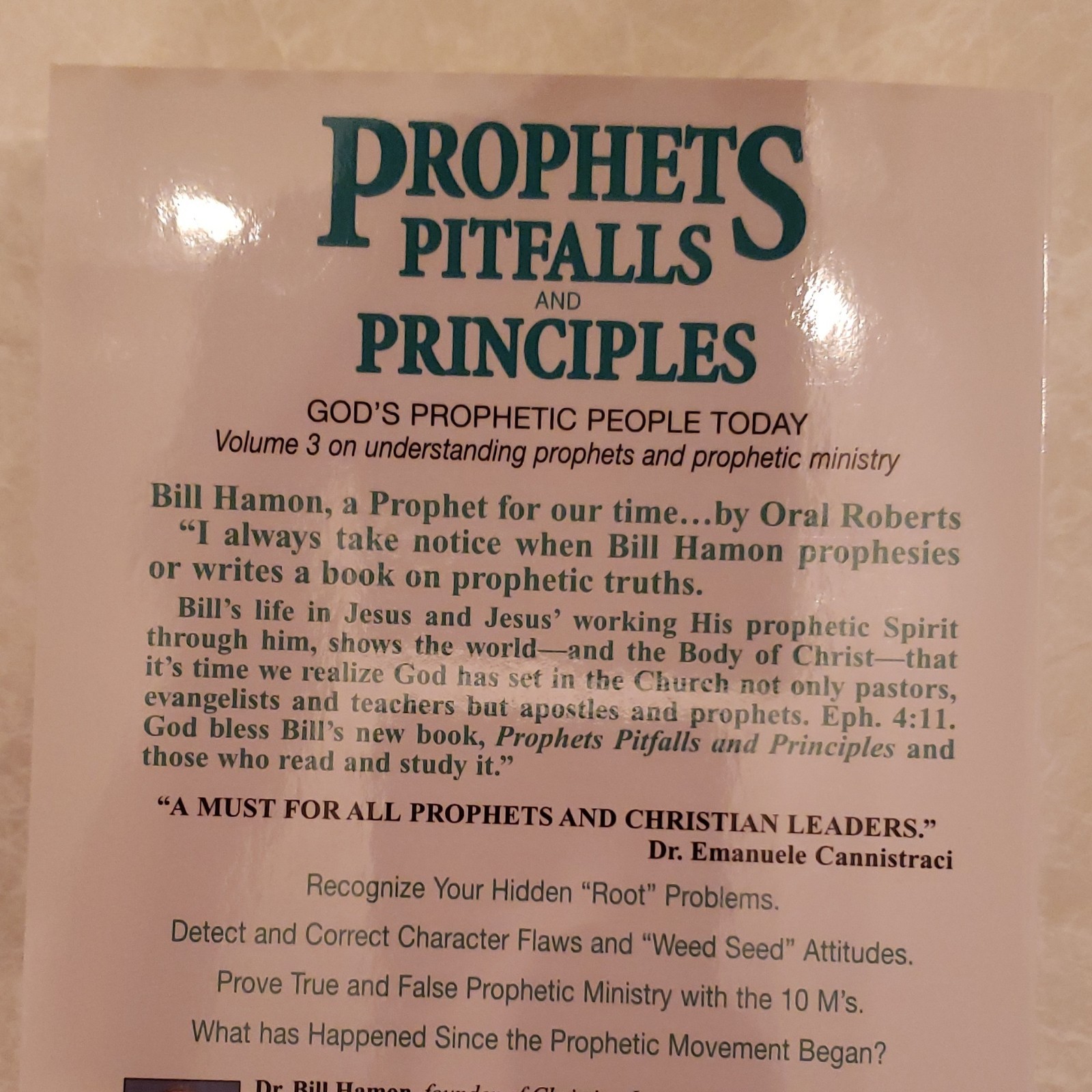 Destiny Image Prophets, Pitfalls and Principles – Bill Hamon (PB, 1991)