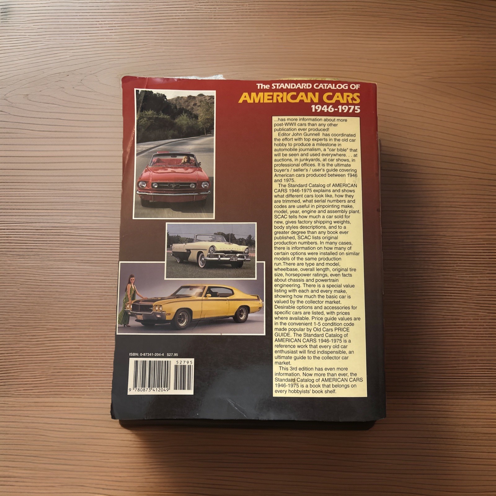 STANDARD CATALOG OF AMERICAN CARS, 1946-1975 By John Gunnell Excellent Condition