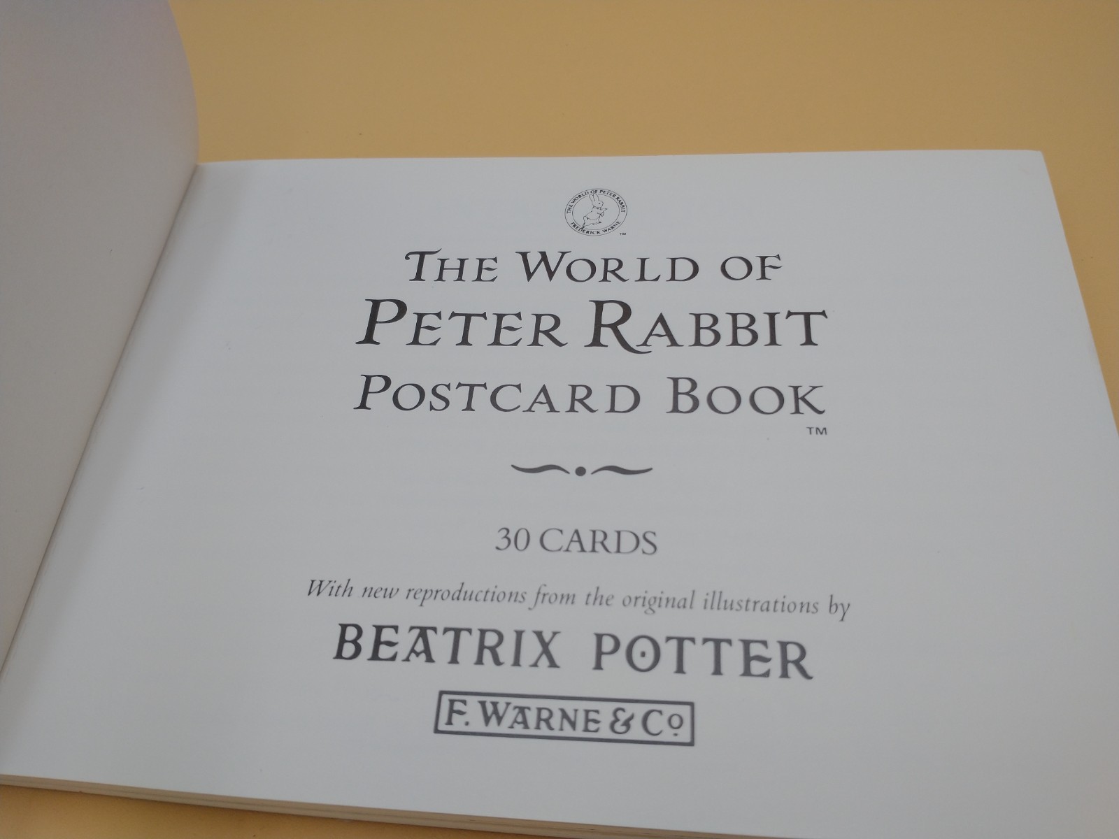 Vtg 1990 The World of Peter Rabbit Postcard Book: 30 Cards Postcard Book #2062