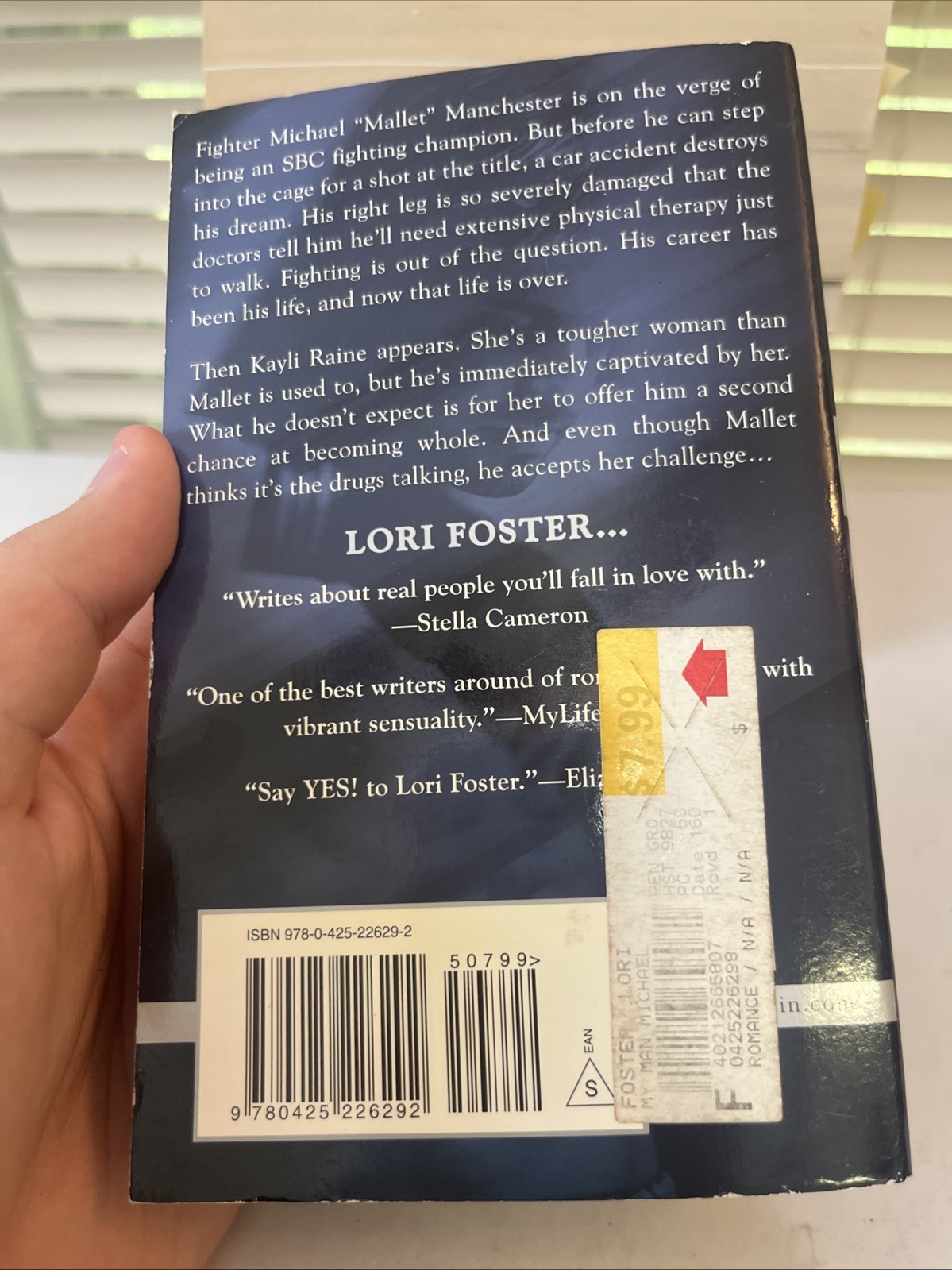 Lot of 10 – Lori Foster – Romance – Free Shipping