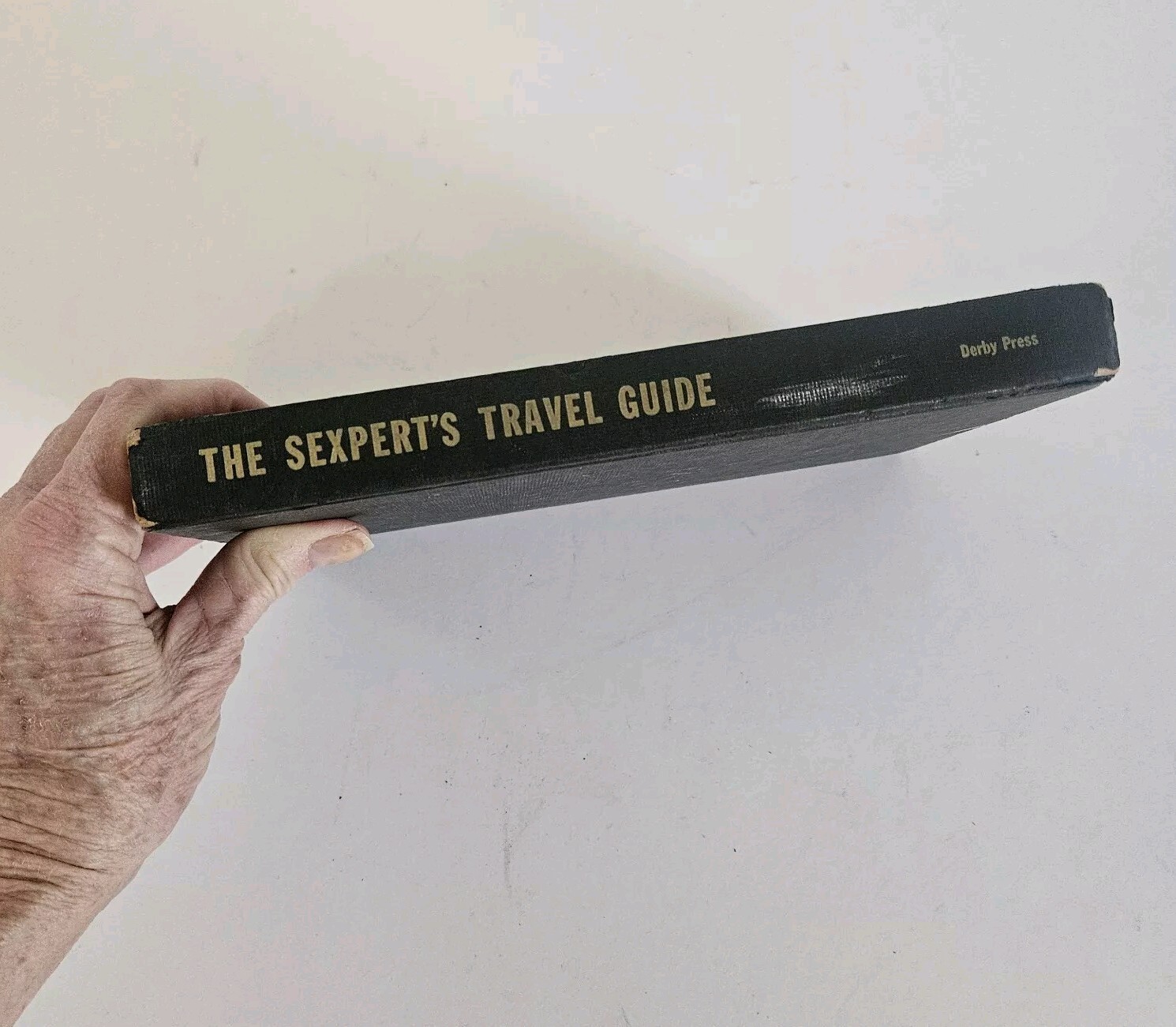 VTG Sexpert’s Travel Guide Book W.A. Brooks 1956 Hardcover Illustrated 190 Pages