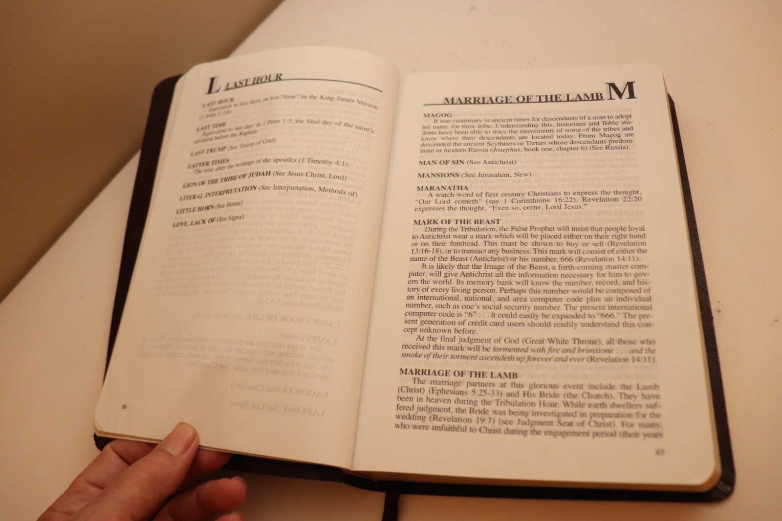 The Jack Van Impe Prophecy Bible KJV Red Letter Edition Bonded Leather Lg Print