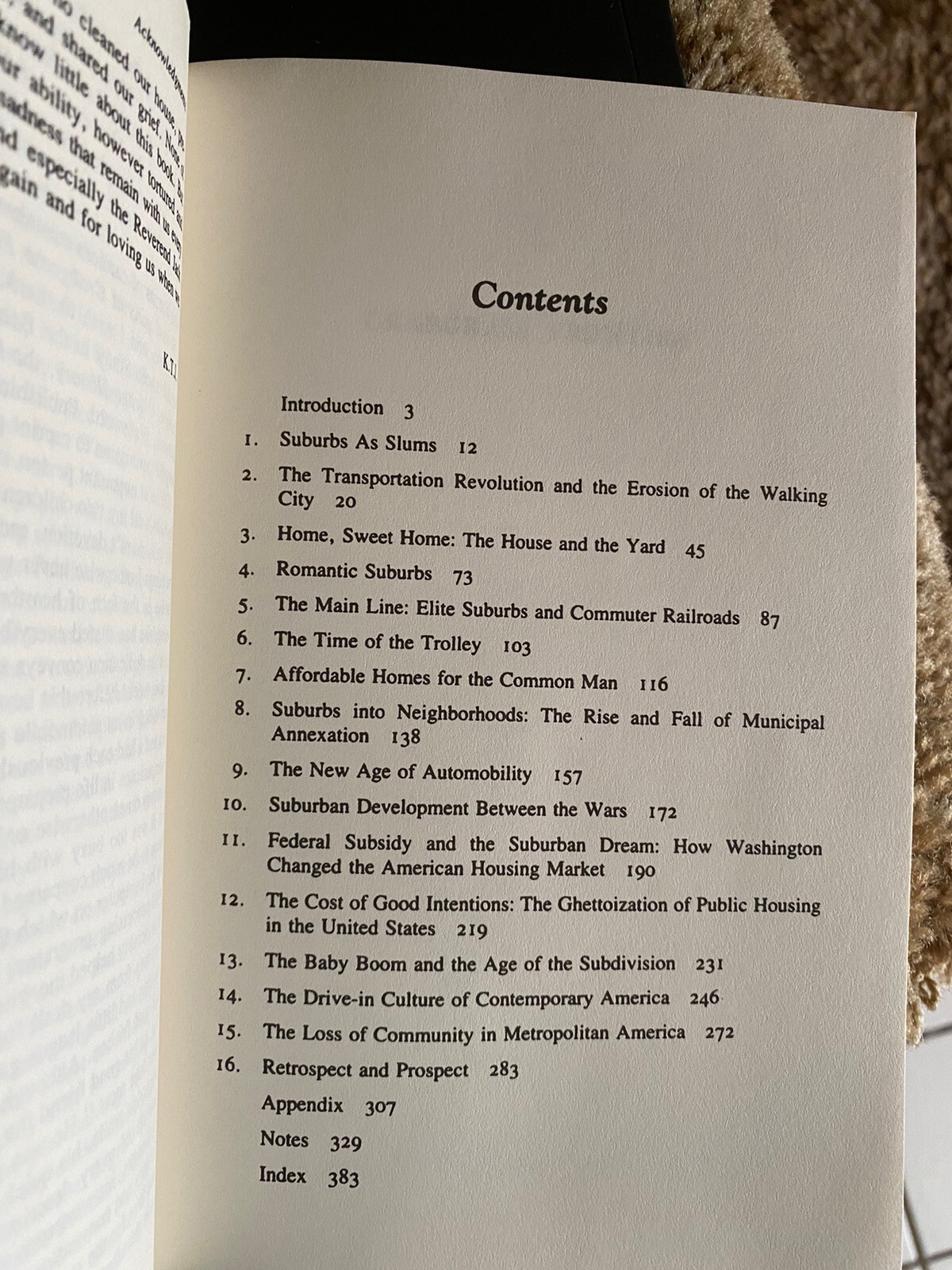 Crabgrass Frontier : The Suburbanization of the United States by Kenneth T….