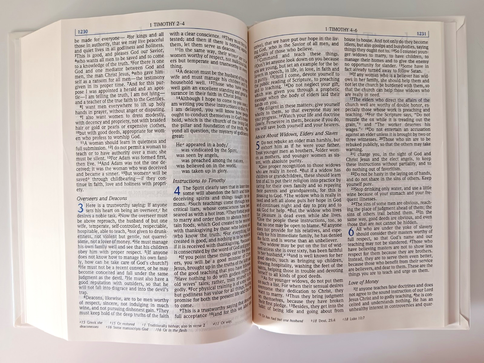 The Parenting Bible NIV Christian Values for Today’s Family 1994 Zondervan HB