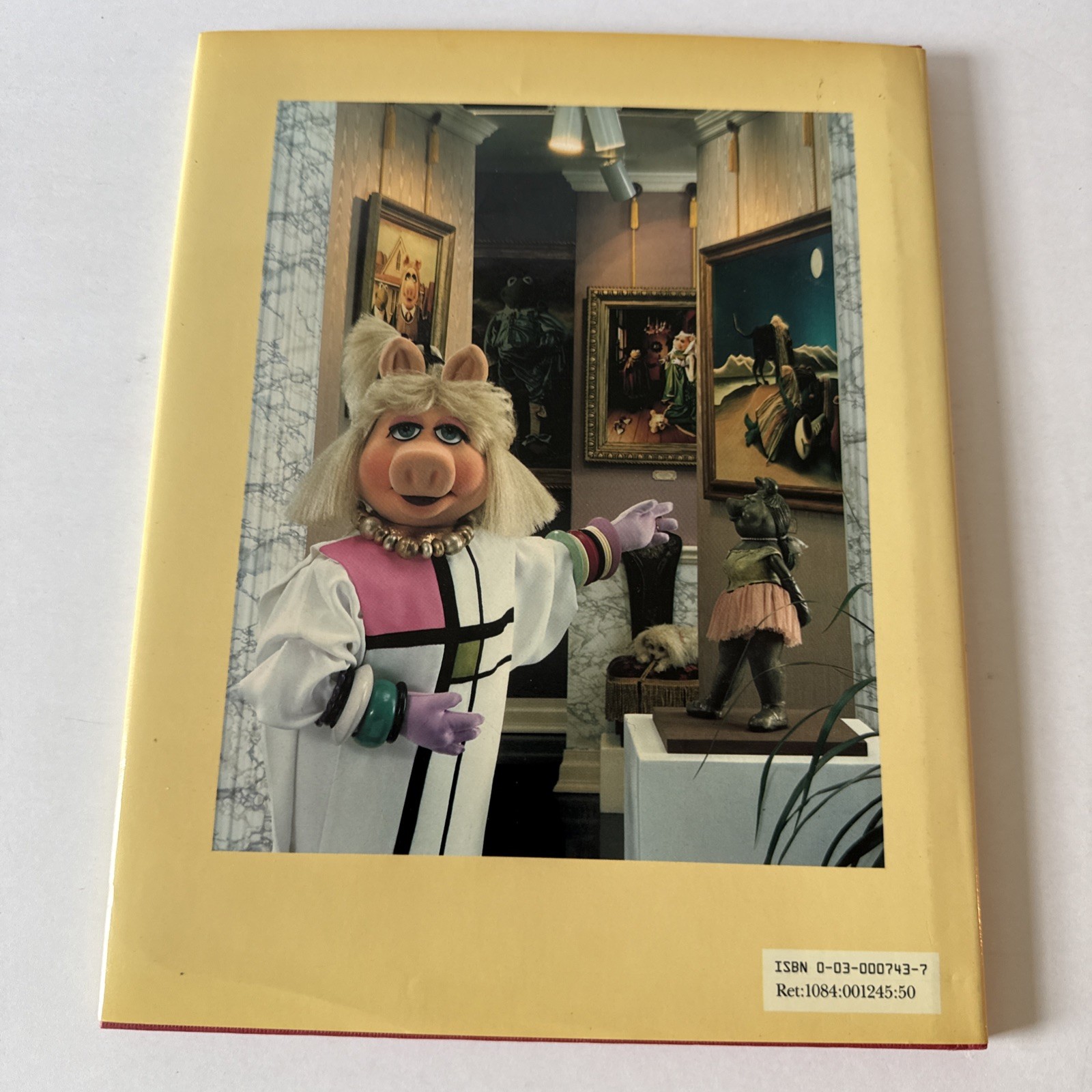 Miss Piggy’s Treasury of Art Masterpieces from the Kermitage Collection 1st 1984