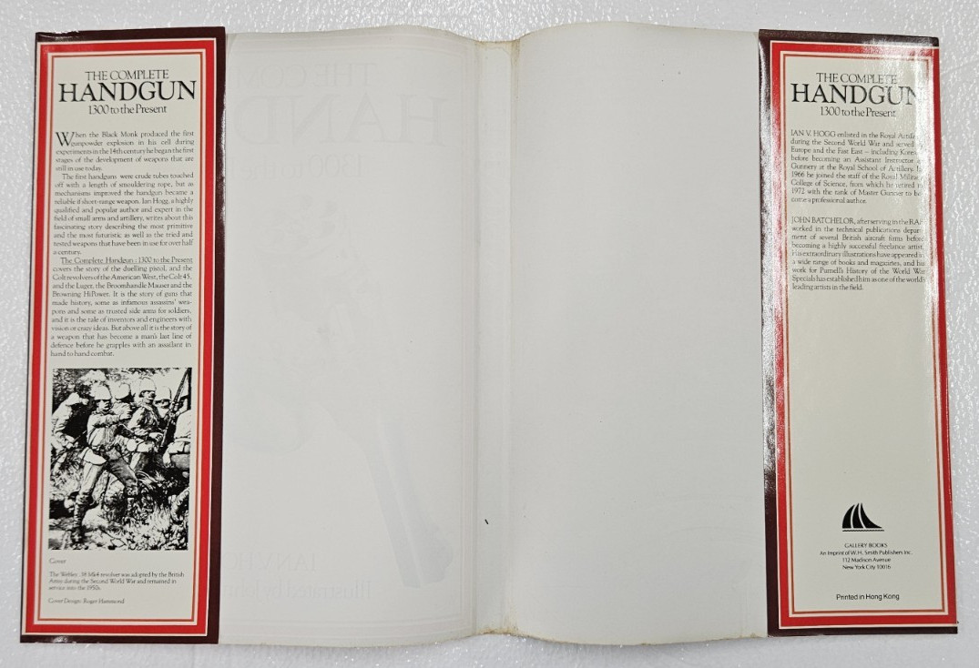 The Complete Handgun 1300 to Present Ian V Hogg 1979 Vintage Hardcover Book