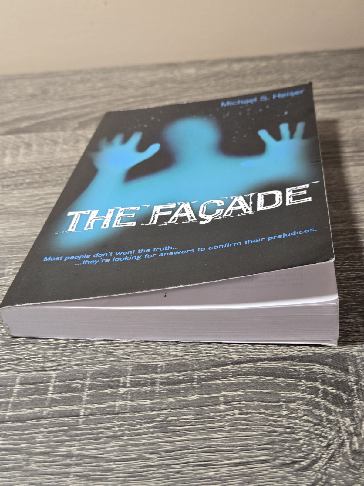 The Facade Michael S Heiser UFO Supernatural Thriller Paperback