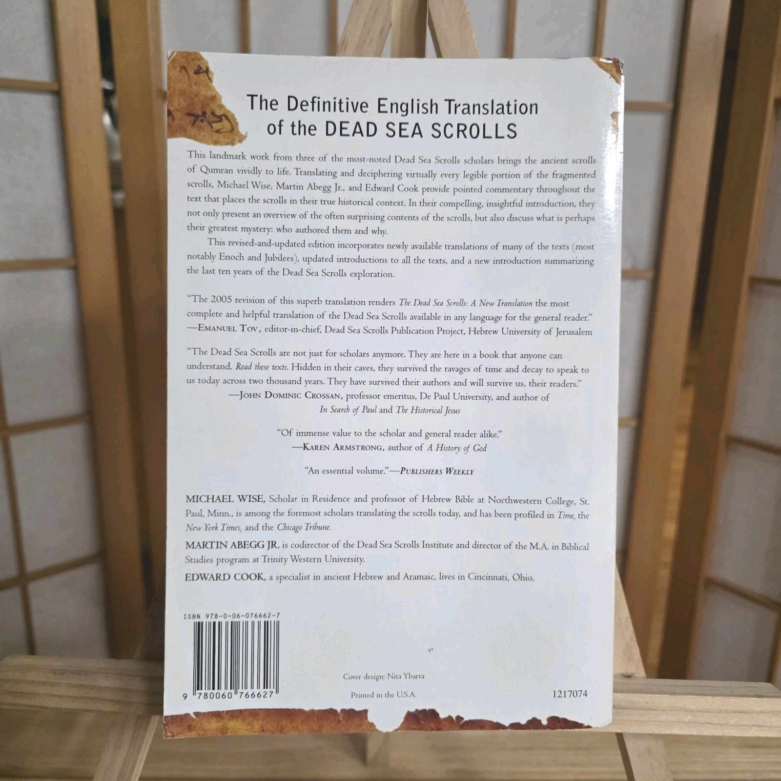 The Dead Sea Scrolls by Michael Wise, Martin Abegg A New Translation Faith Book