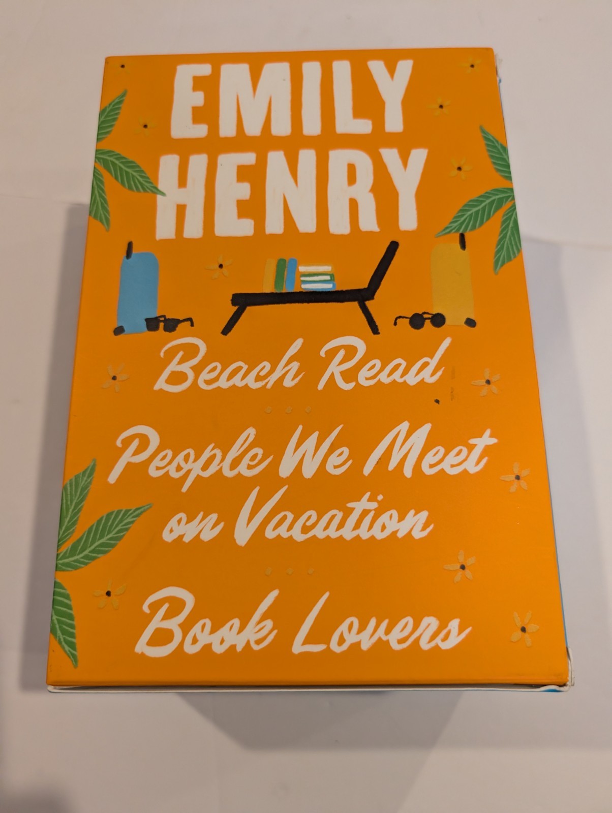 Emily Henry 3-Book Boxed Set: Beach Read, People We Meet on Vacation, and Bo…