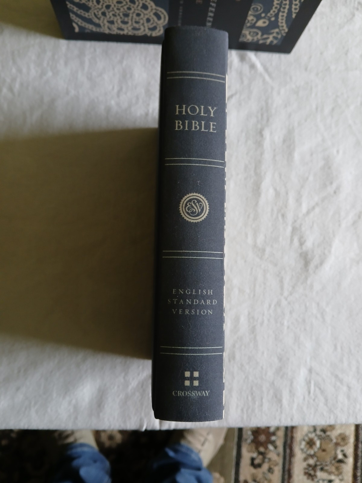ESV Personal Reference Bible (Cloth over Board, Blue Flora) by Not Available…