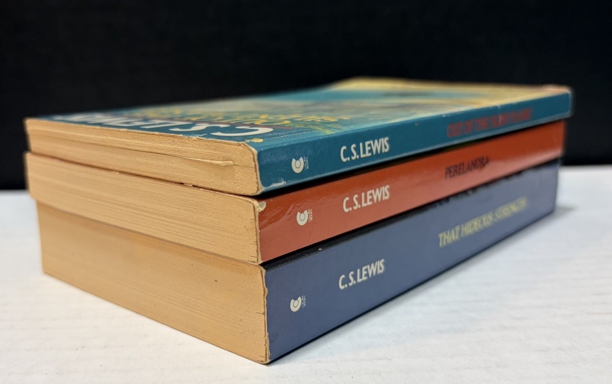 Vintage 1980’s „THE COSMIC TRILOGY“ by C. S. Lewis 3 Volumes Complete