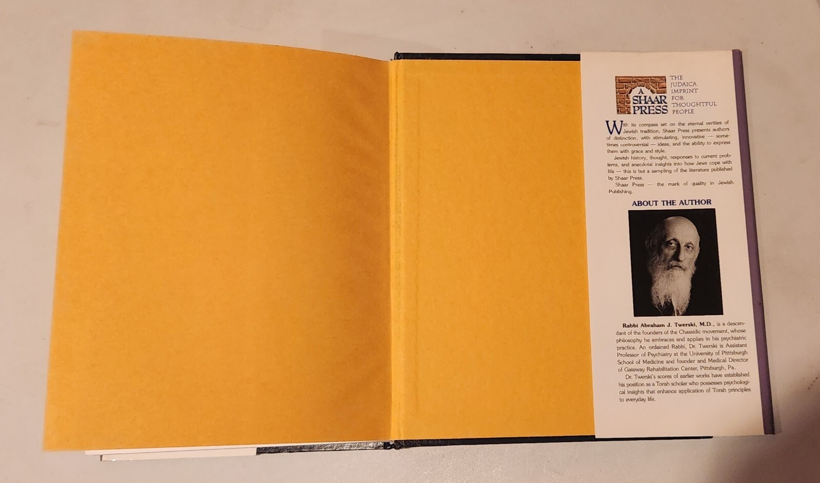 Prayer Book siddur Hardcover Rabbi Abraham J Twerski Hebrew English