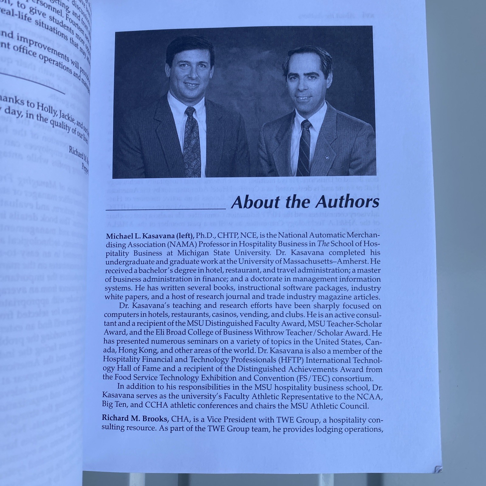 MANAGING FRONT OFFICE OPERATIONS By Michael L. Kasavana & Richard M. Brooks *VG*