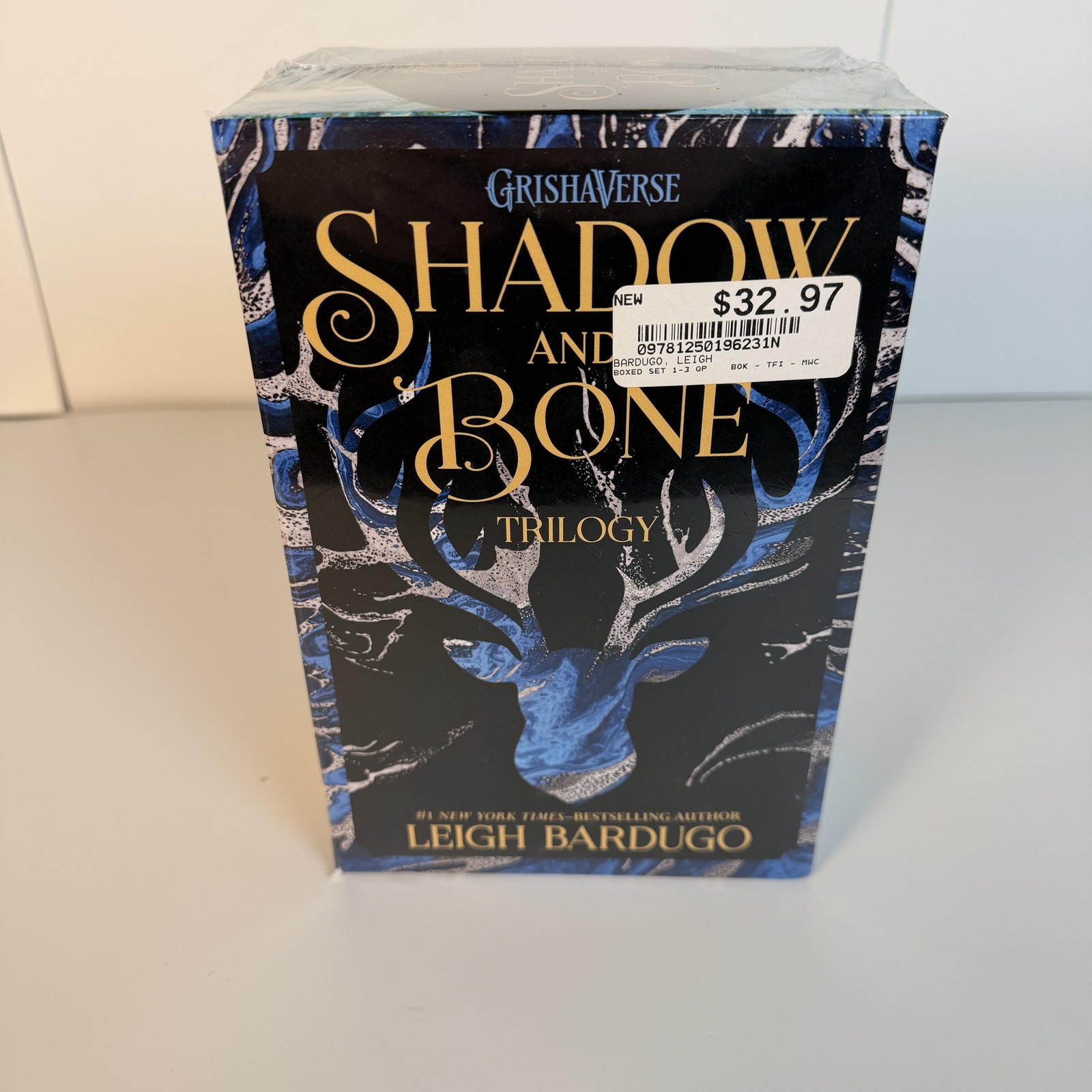 Shadow And Bone Trilogy Leigh Bardugo Square Fish Black PB Box Set Fantasy YA