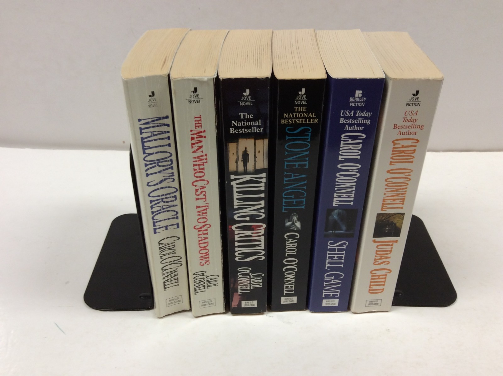 CAROL O’CONNELL LOT OF 6 PBs (1-5 in Mallory Series + Judas Child)