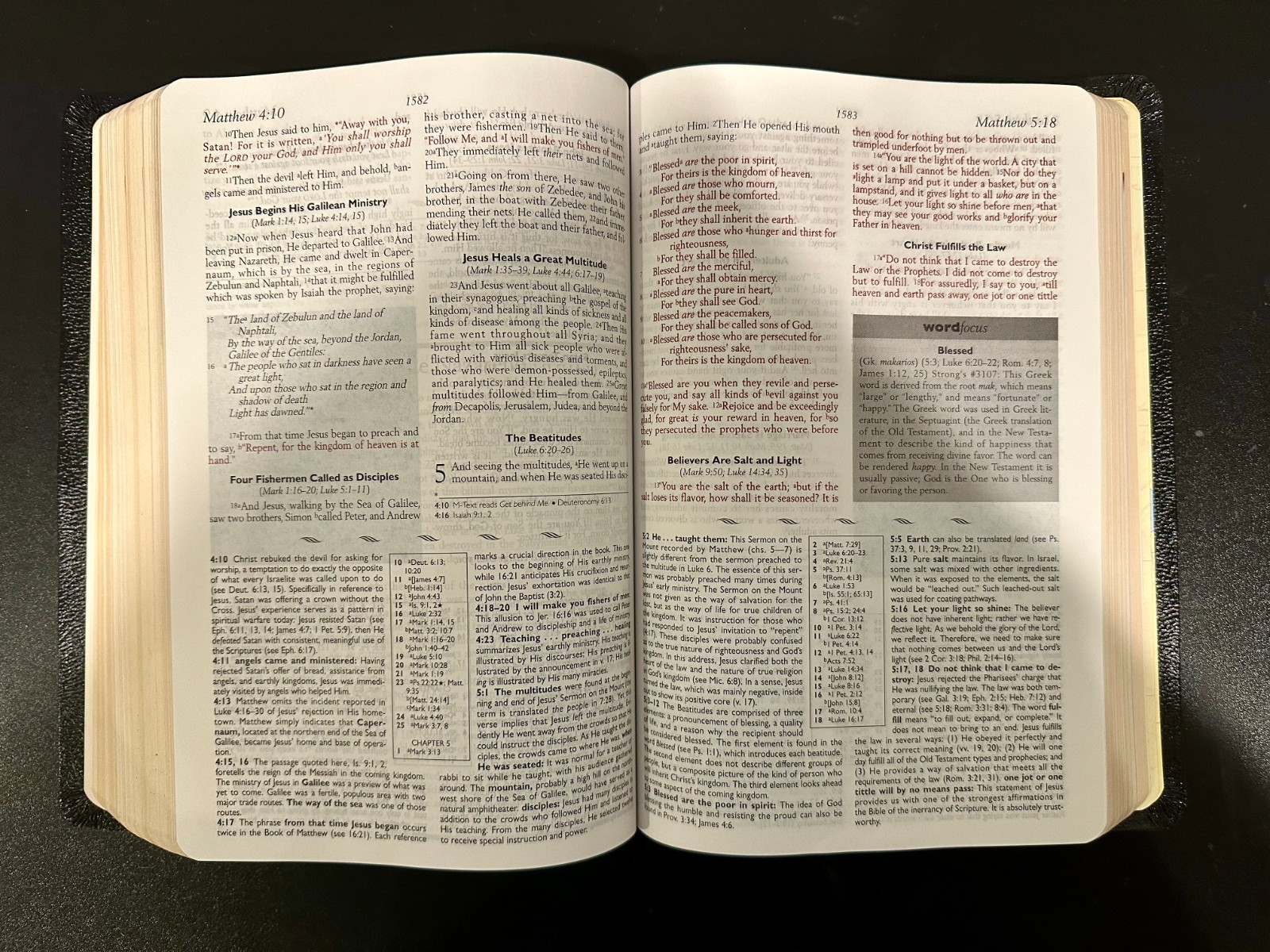 The Nelson Study Bible Nelson’s Complete Study System NKJV (Black, Nelson 2885)